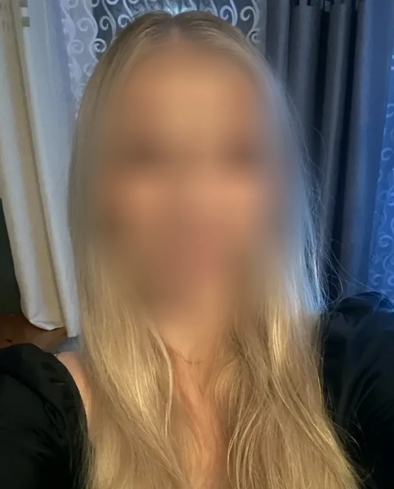 Carina, 26
