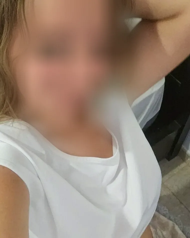 Hanna, 22