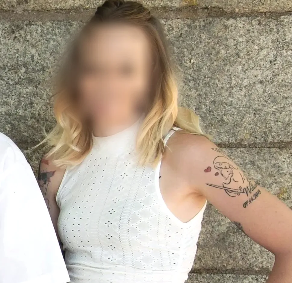 Hilda, 32