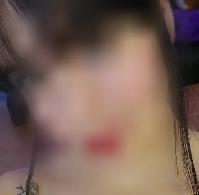Jasmine, 28