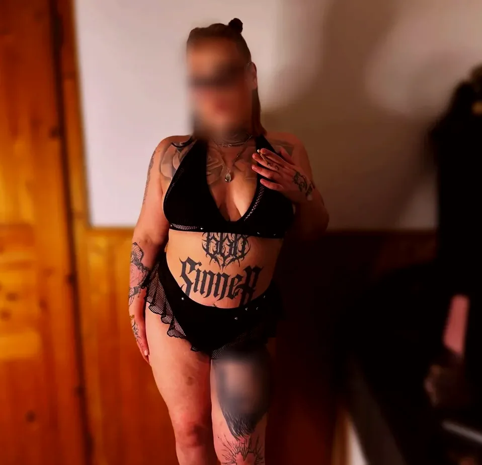 Lovisa, 26