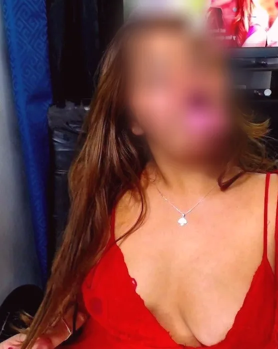Milica, 27