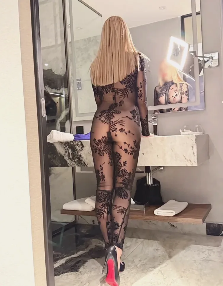 Petra, 34